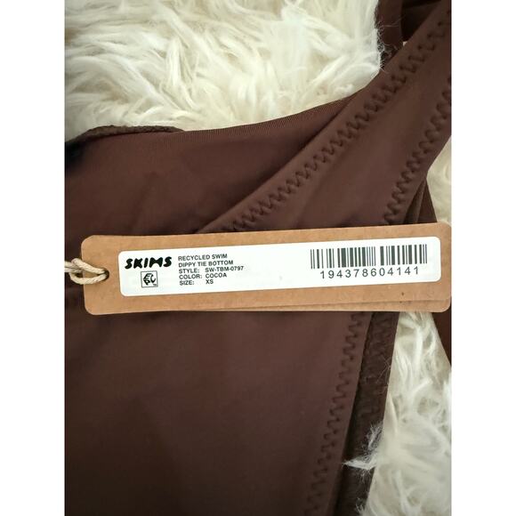 NWT Skims Triangle Bikini Top and Dippy Tie Bottom Cocoa Size XS - Picture 6 of 6